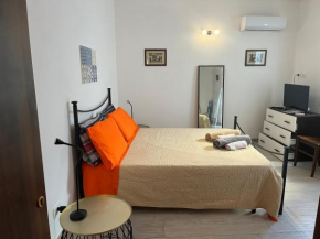 Deni's apartments per 2 con veranda balcone